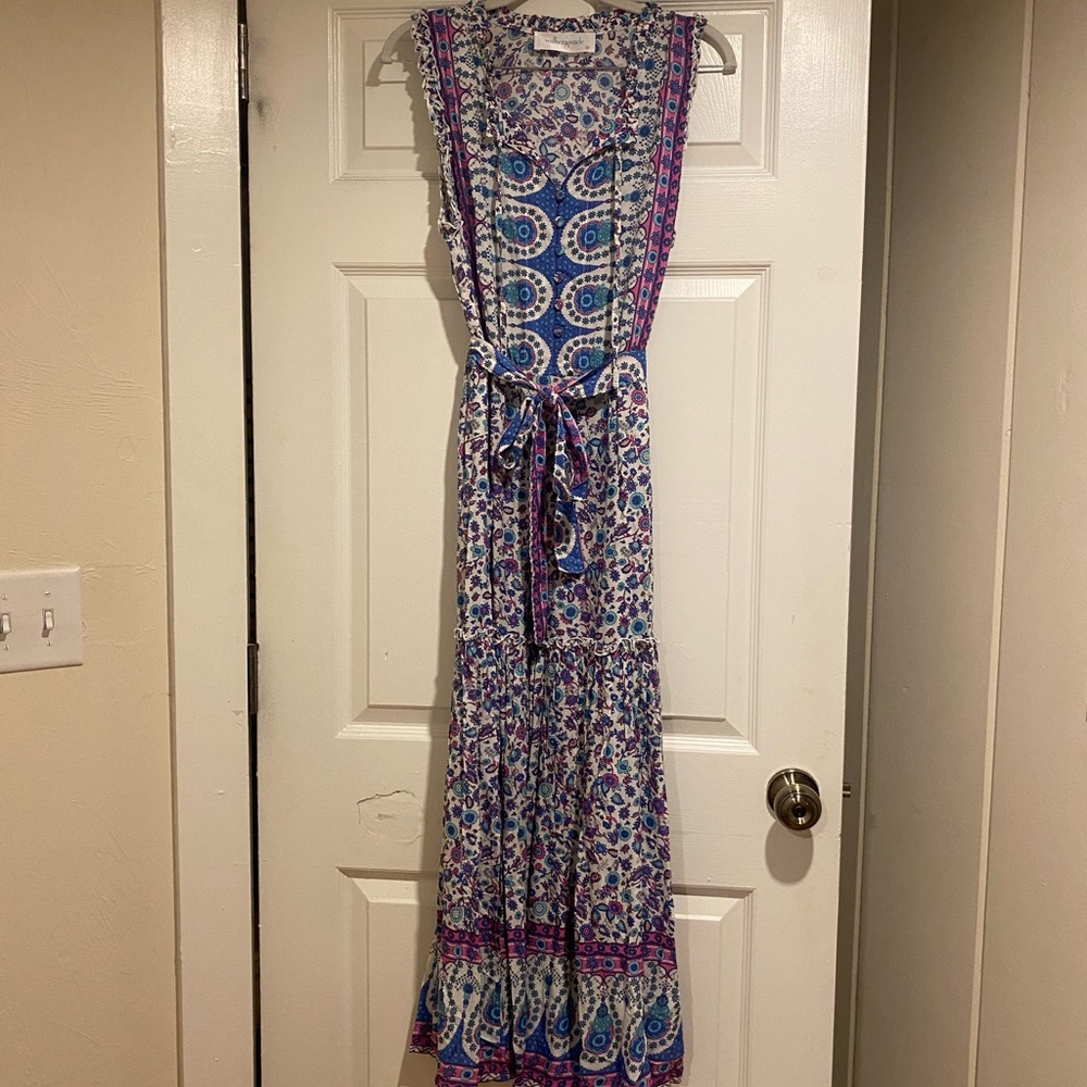 Walker and Wade Maxi dress -M